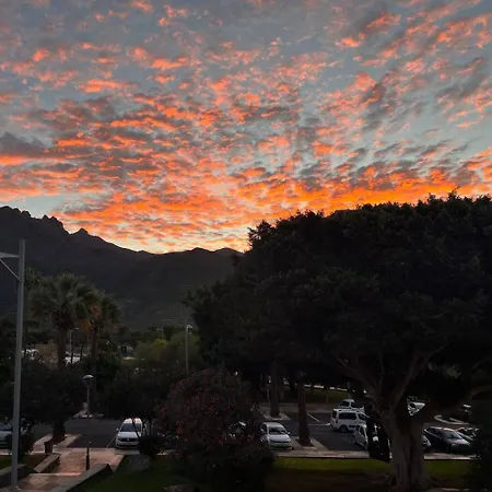 Orlando Luxury Адехе