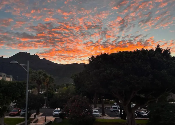 Orlando Luxury Адехе