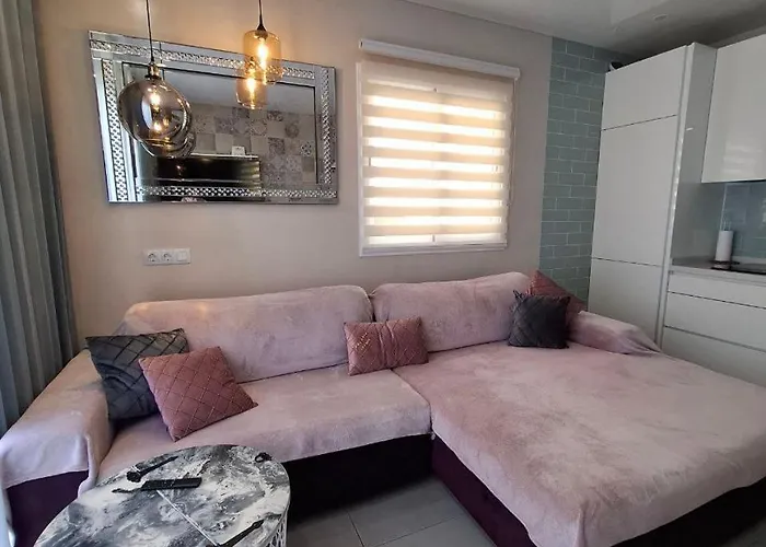 Orlando Luxury Адехе